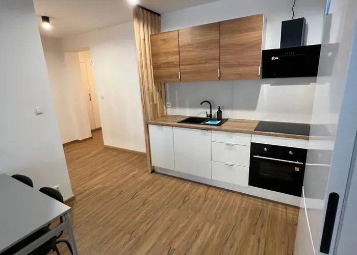 Budget 3 #self Check-in #essentials Included Warsaw